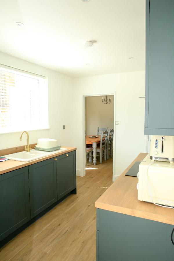 Fully Refurbished Property-March 22-Next To Beach ローストフト エクステリア 写真