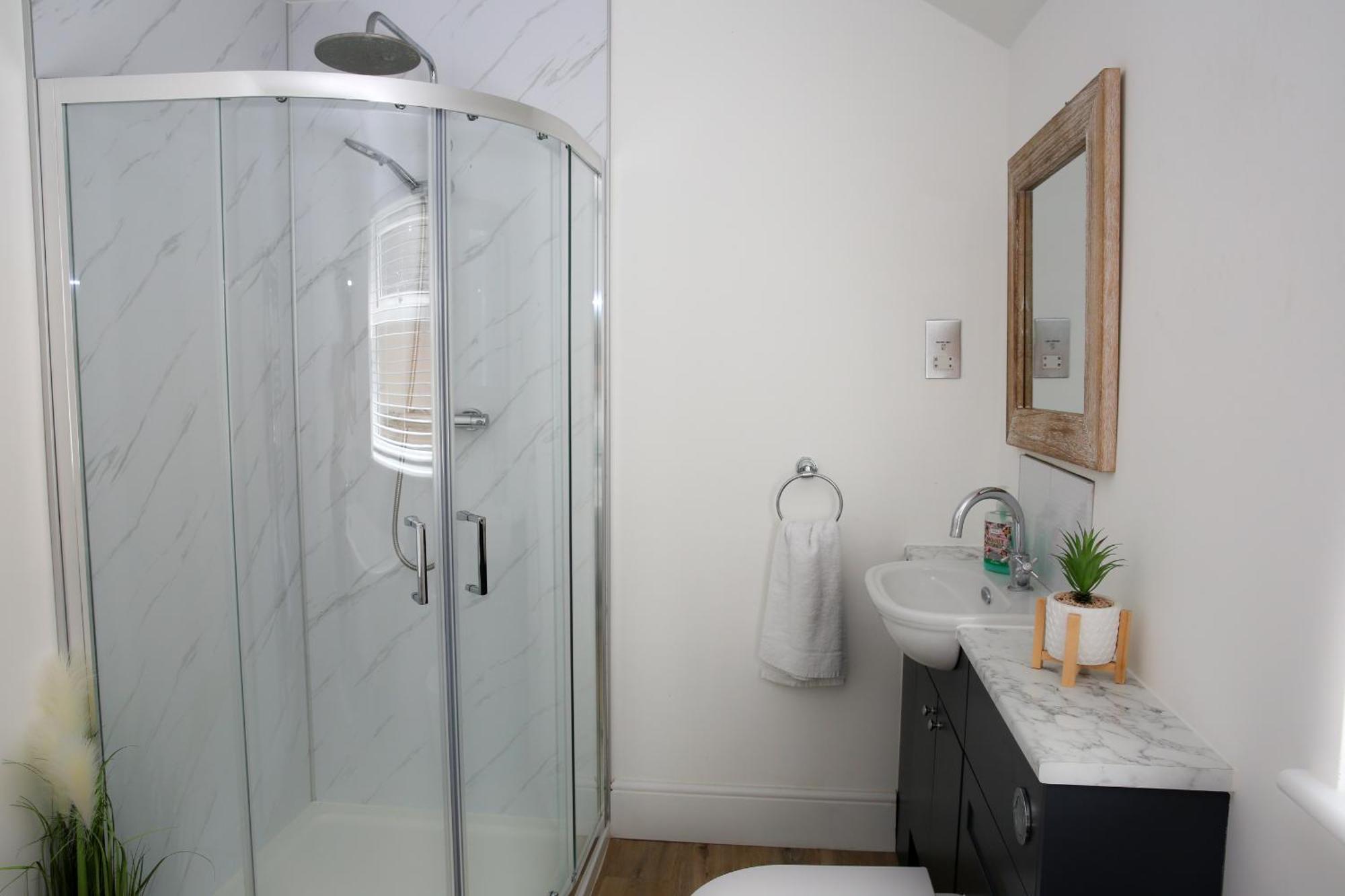 Fully Refurbished Property-March 22-Next To Beach ローストフト エクステリア 写真